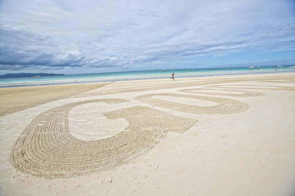 Fridays Boracay Beach Resort Balabag  Extérieur photo
